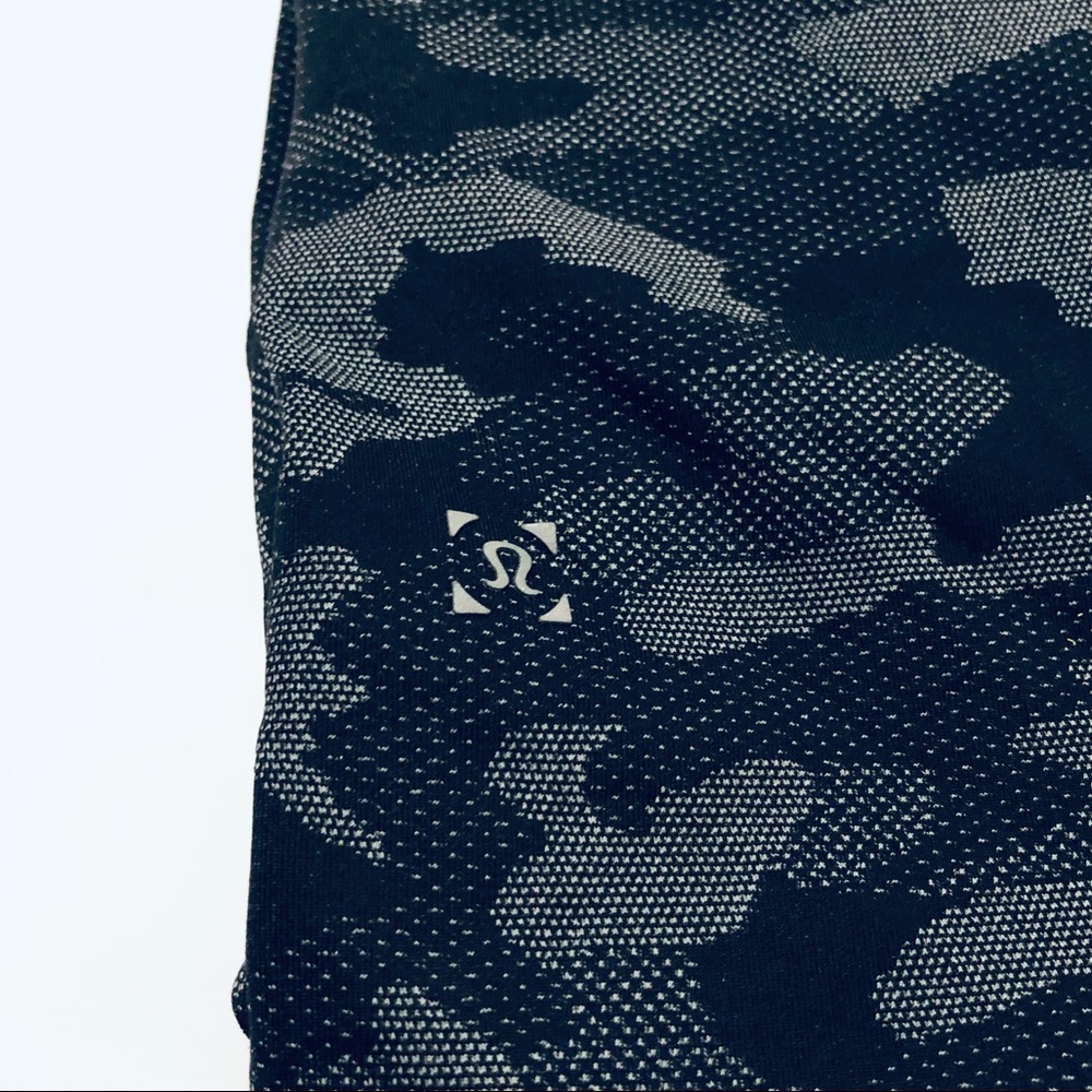Lululemon Surge Short Liner Variegated Mesh Camo Black 6” Run Men’s Shorts - Picture 7 of 12